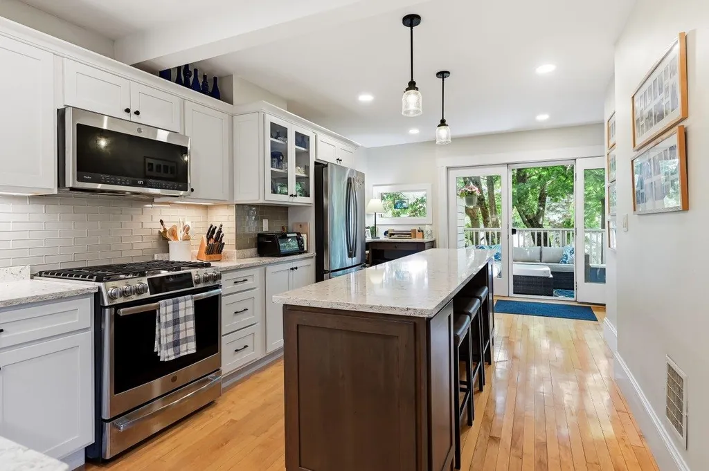162 Rockland Street Portsmouth NH 03801