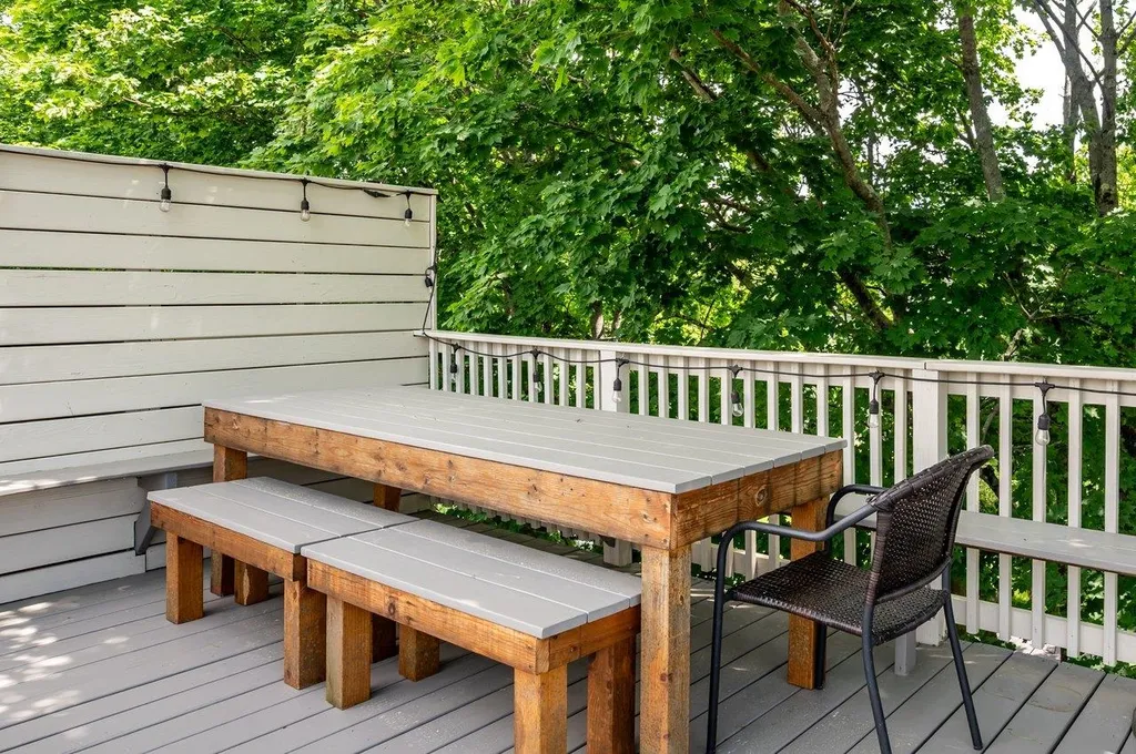 162 Rockland Street Portsmouth NH 03801