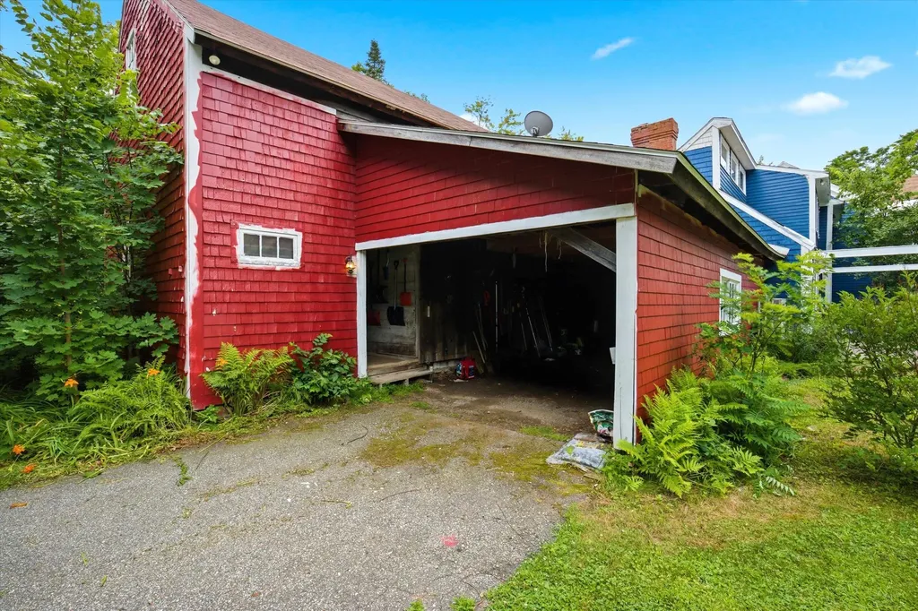 26 W Main Street Warner NH 03278