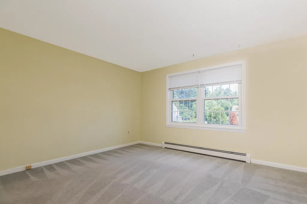 214 Springbrook Circle Portsmouth NH 03801