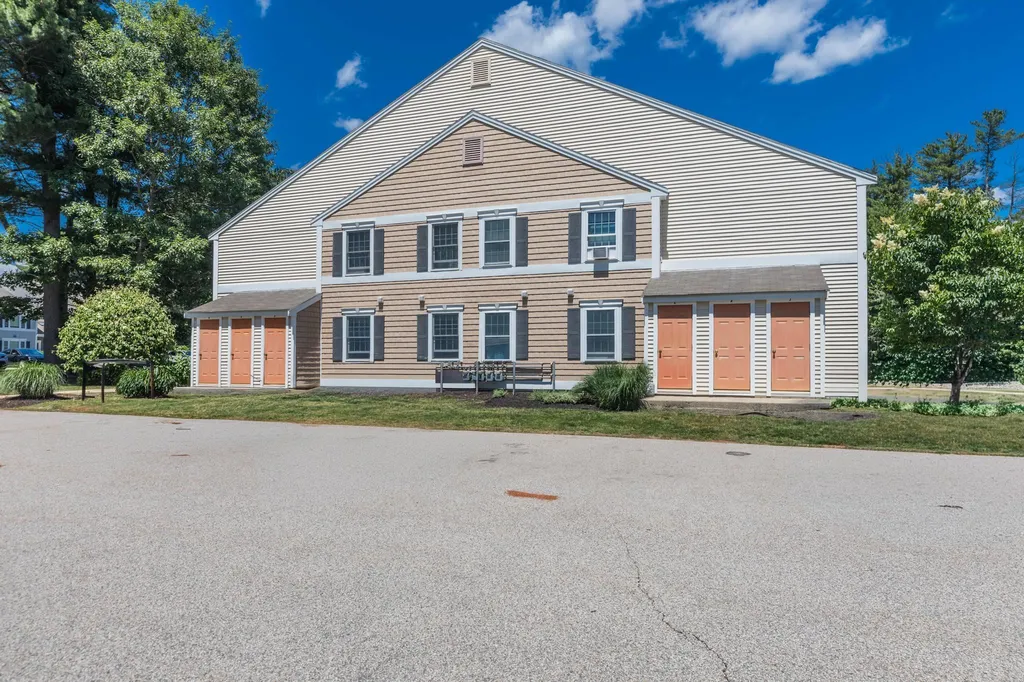 214 Springbrook Circle Portsmouth NH 03801