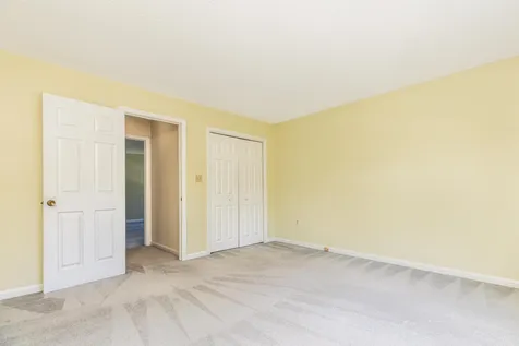 214 Springbrook Circle Portsmouth NH 03801