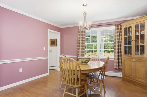 72 Old Farm Road Bedford NH 03110