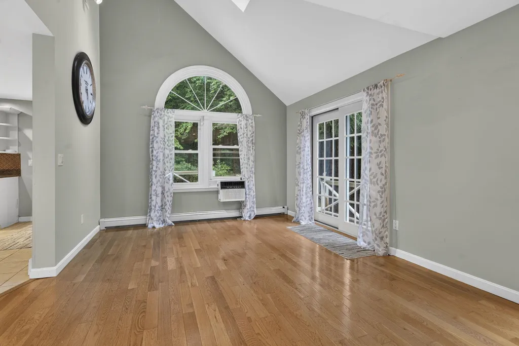 12 Ryan Road Goffstown NH 03045