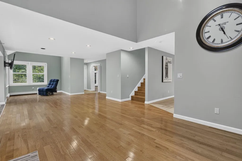12 Ryan Road Goffstown NH 03045
