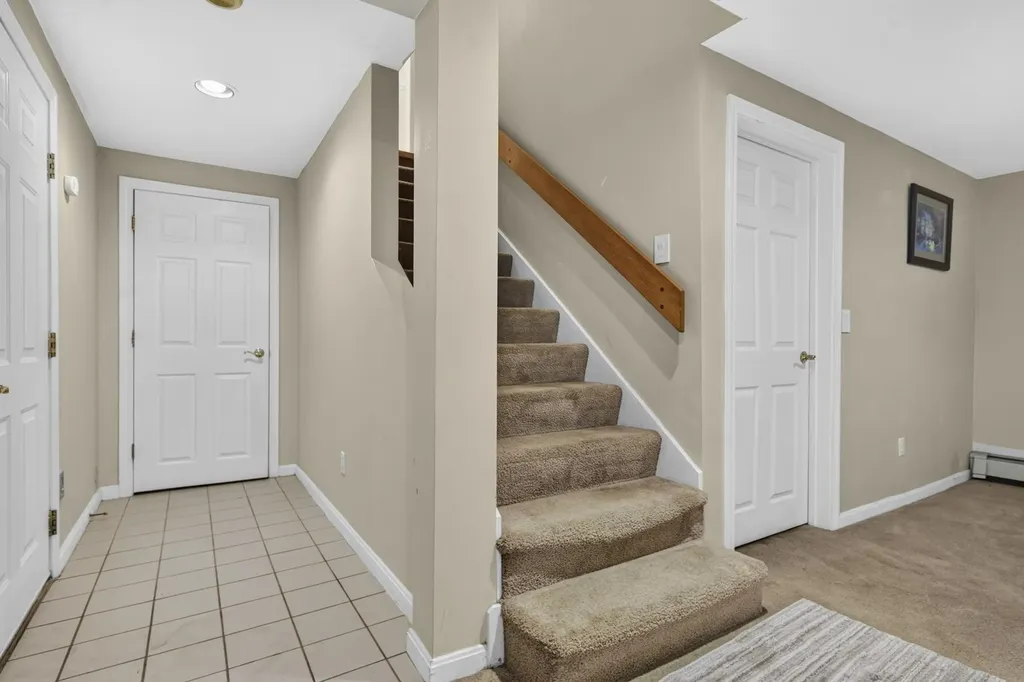 12 Ryan Road Goffstown NH 03045