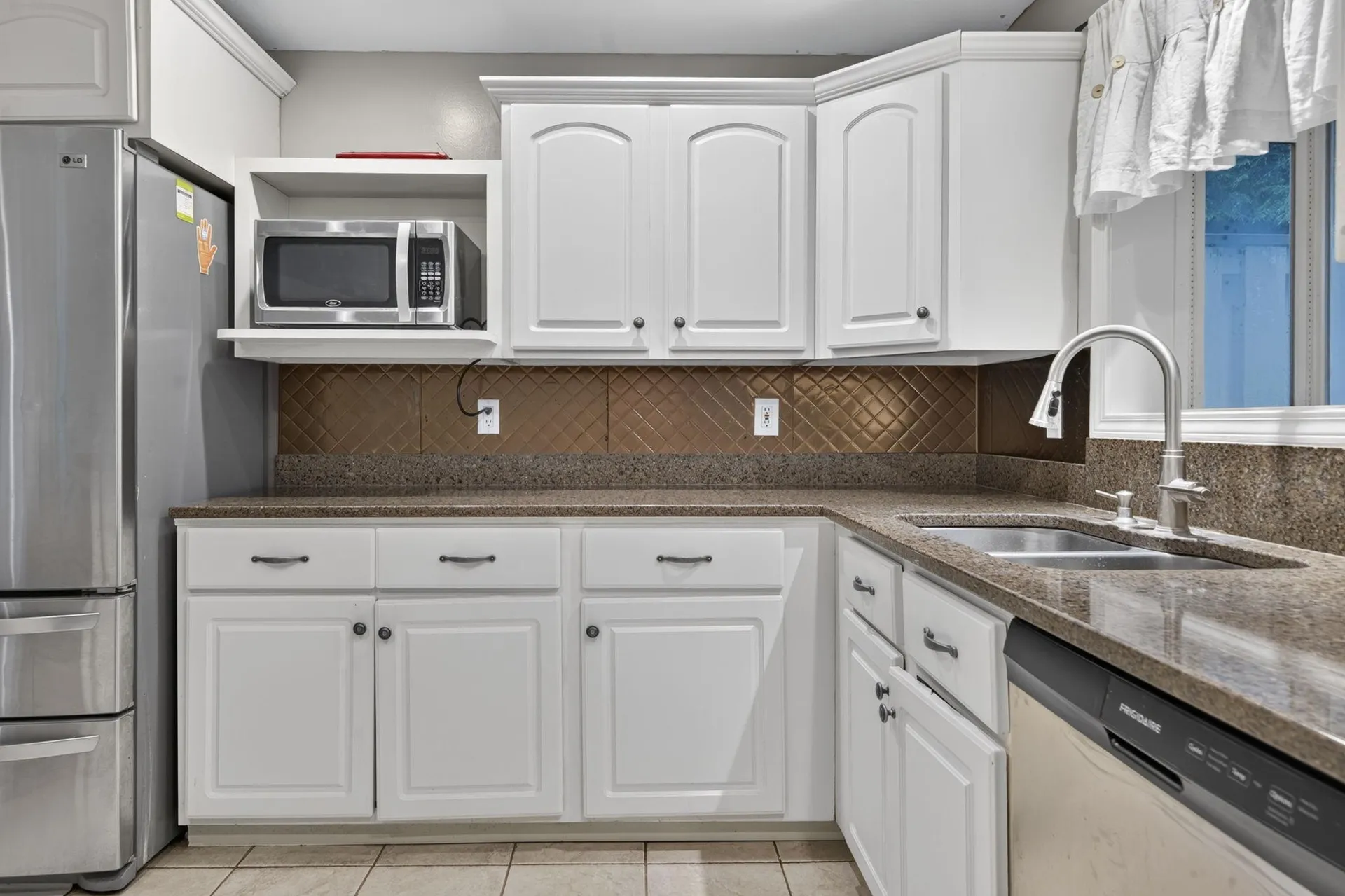 12 Ryan Road Goffstown NH 03045