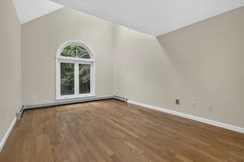 12 Ryan Road Goffstown NH 03045