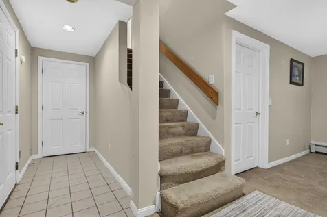 12 Ryan Road Goffstown NH 03045