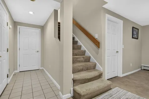 12 Ryan Road Goffstown NH 03045
