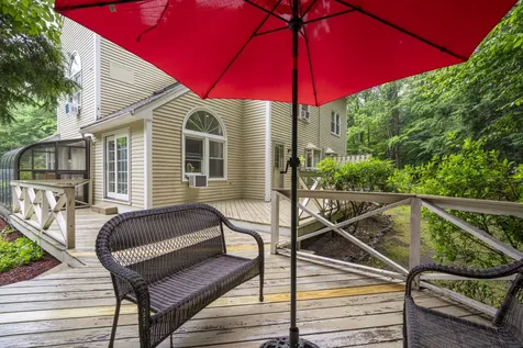 12 Ryan Road Goffstown NH 03045