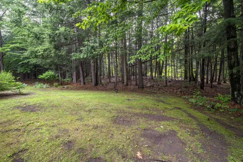 12 Ryan Road Goffstown NH 03045