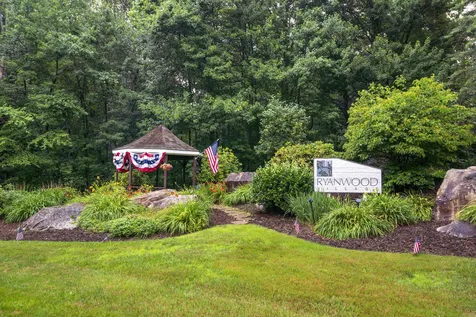 12 Ryan Road Goffstown NH 03045
