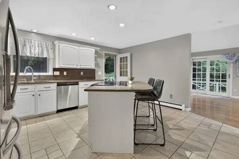 12 Ryan Road Goffstown NH 03045