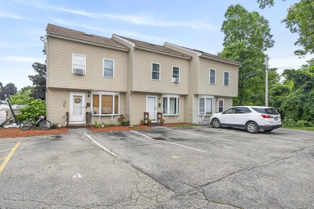95 Harbor Avenue Nashua NH 03060