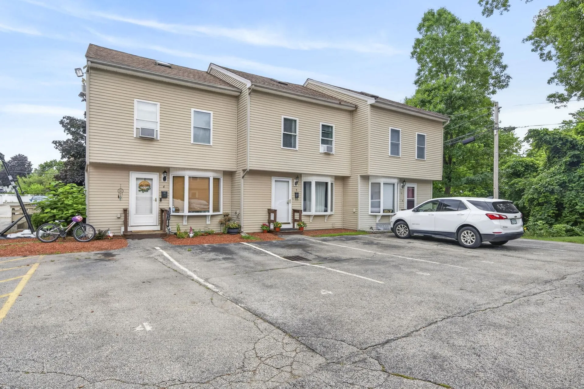 95 Harbor Avenue Nashua NH 03060