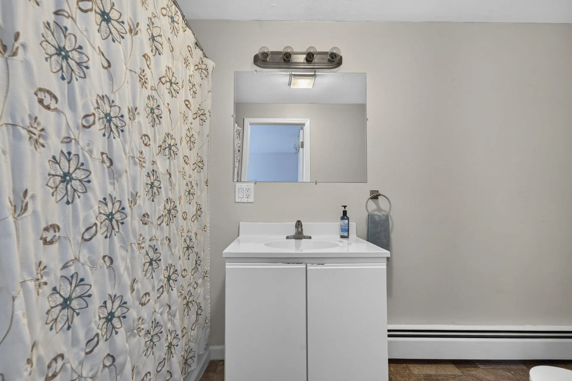 95 Harbor Avenue Nashua NH 03060