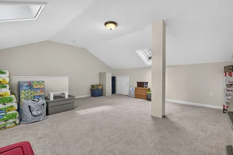 95 Harbor Avenue Nashua NH 03060
