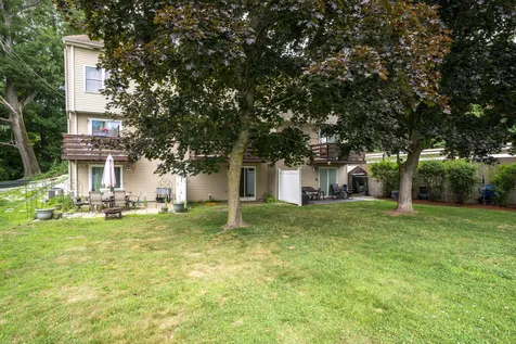 95 Harbor Avenue Nashua NH 03060