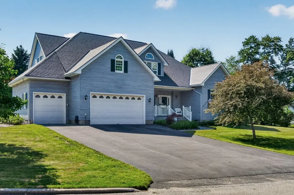 15 Tuttle Meadow Drive Rutland City VT 05701