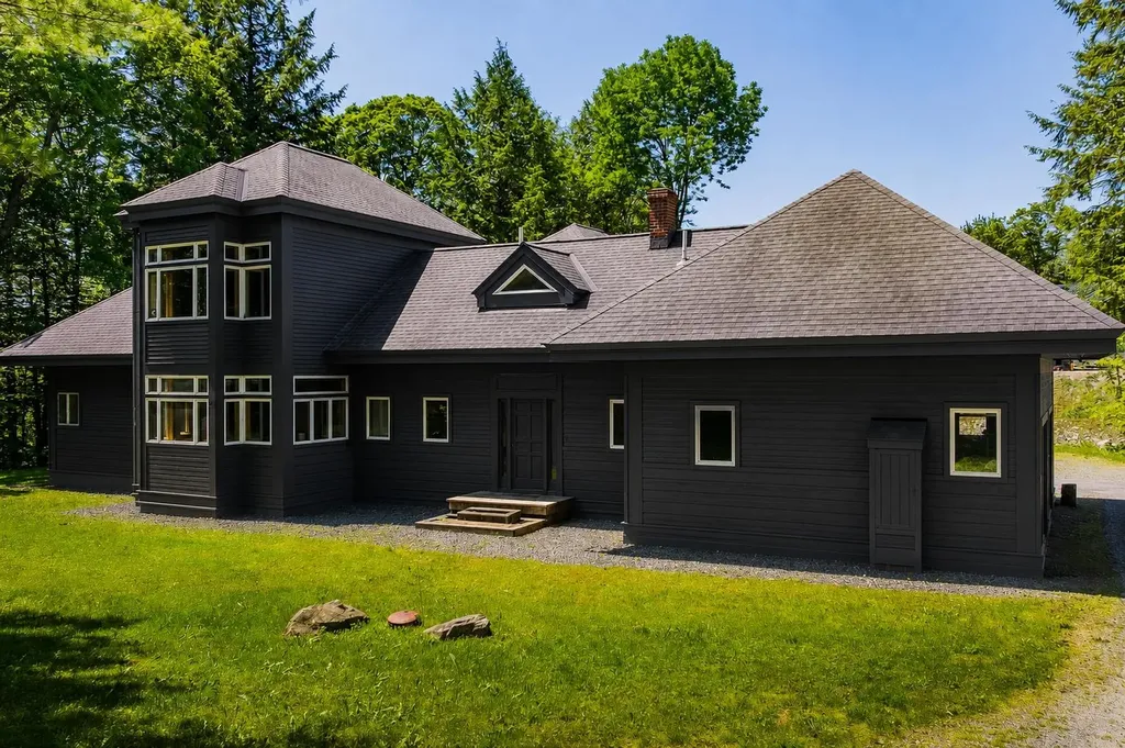 144 High Meadow Road Winhall VT 05340
