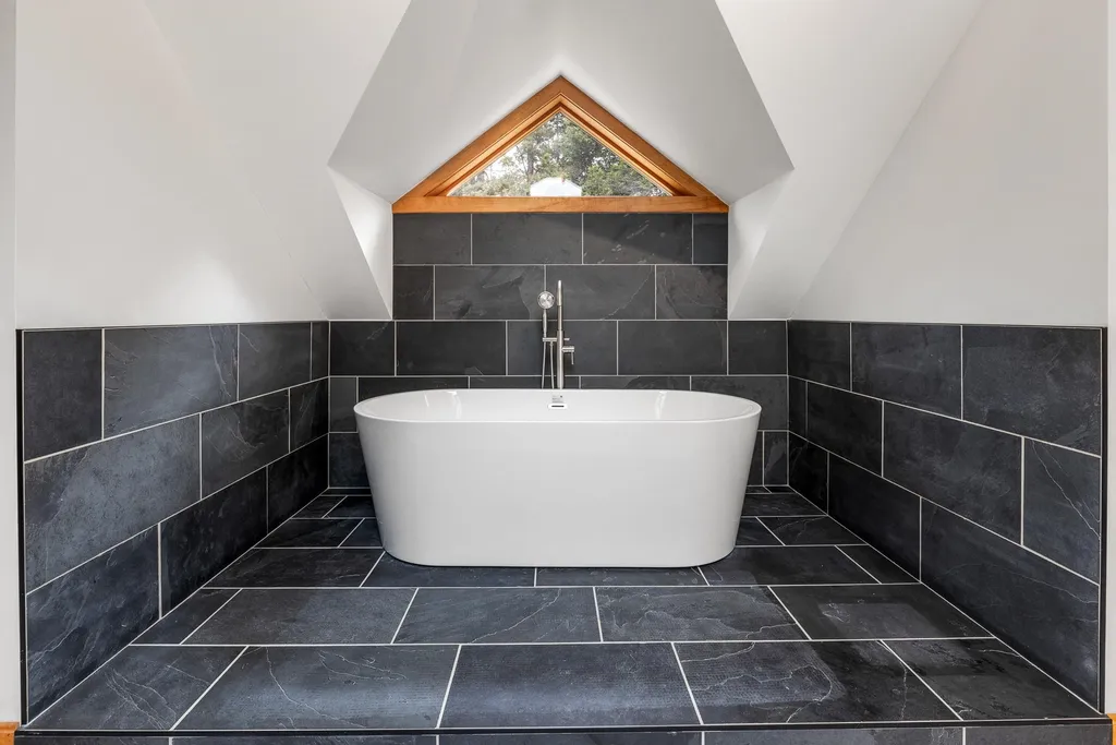 144 High Meadow Road Winhall VT 05340