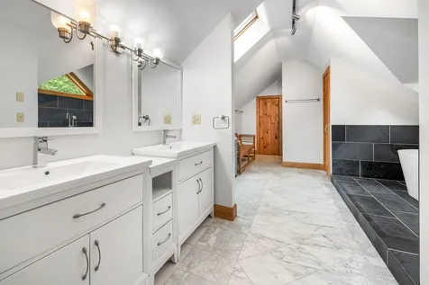 144 High Meadow Road Winhall VT 05340