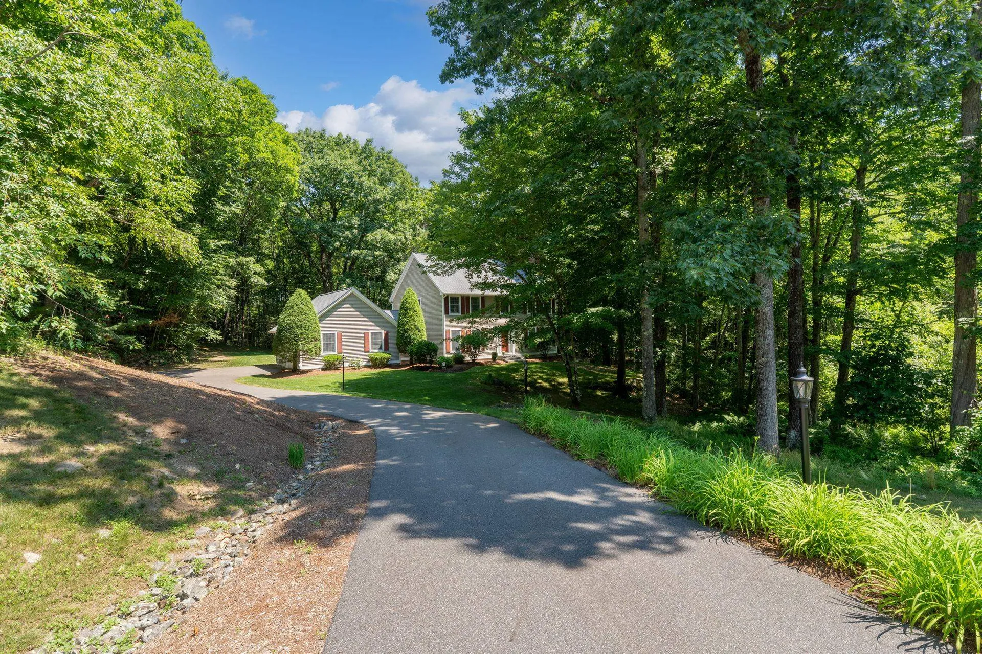 83 Rosewell Road Bedford NH 03110