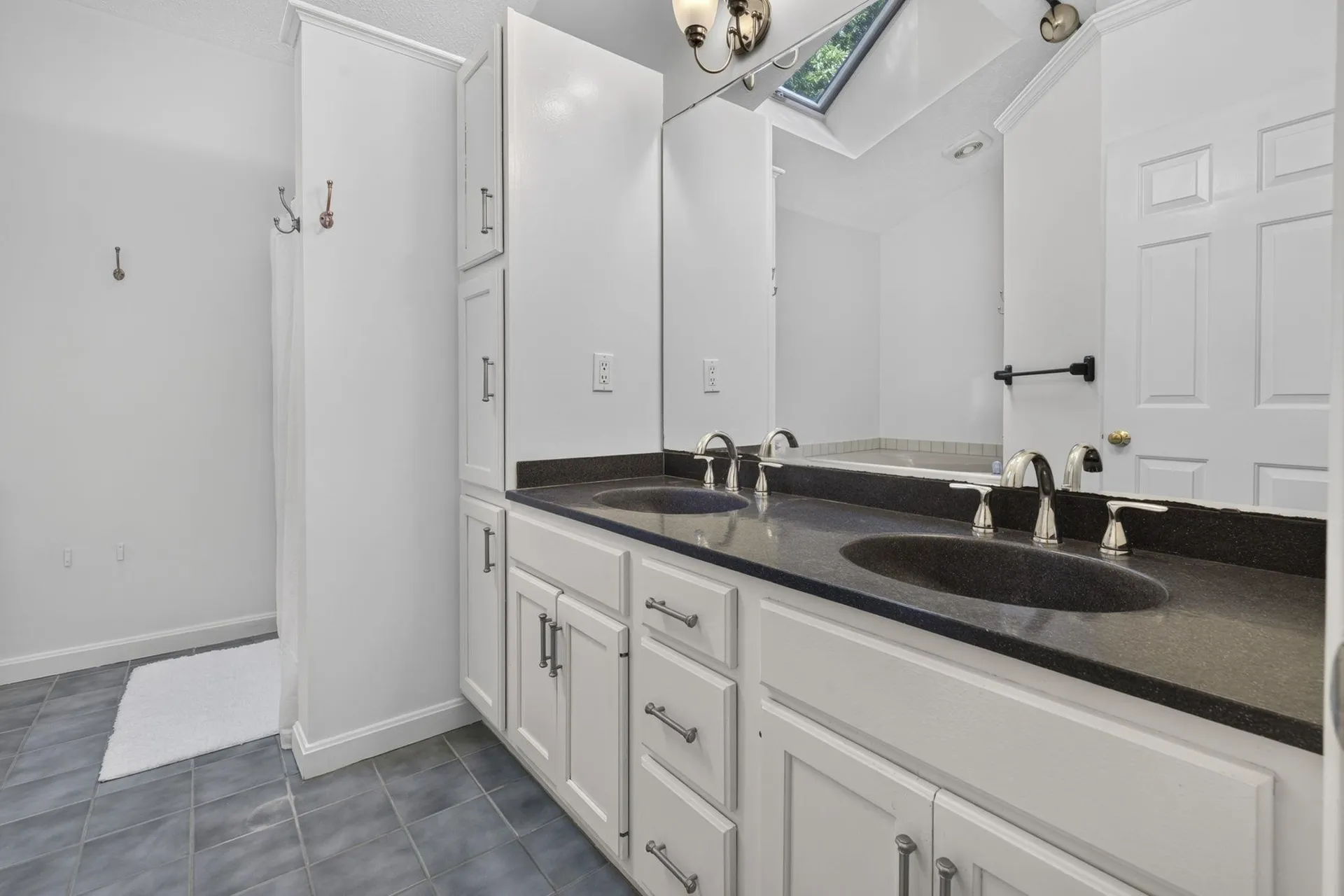 83 Rosewell Road Bedford NH 03110