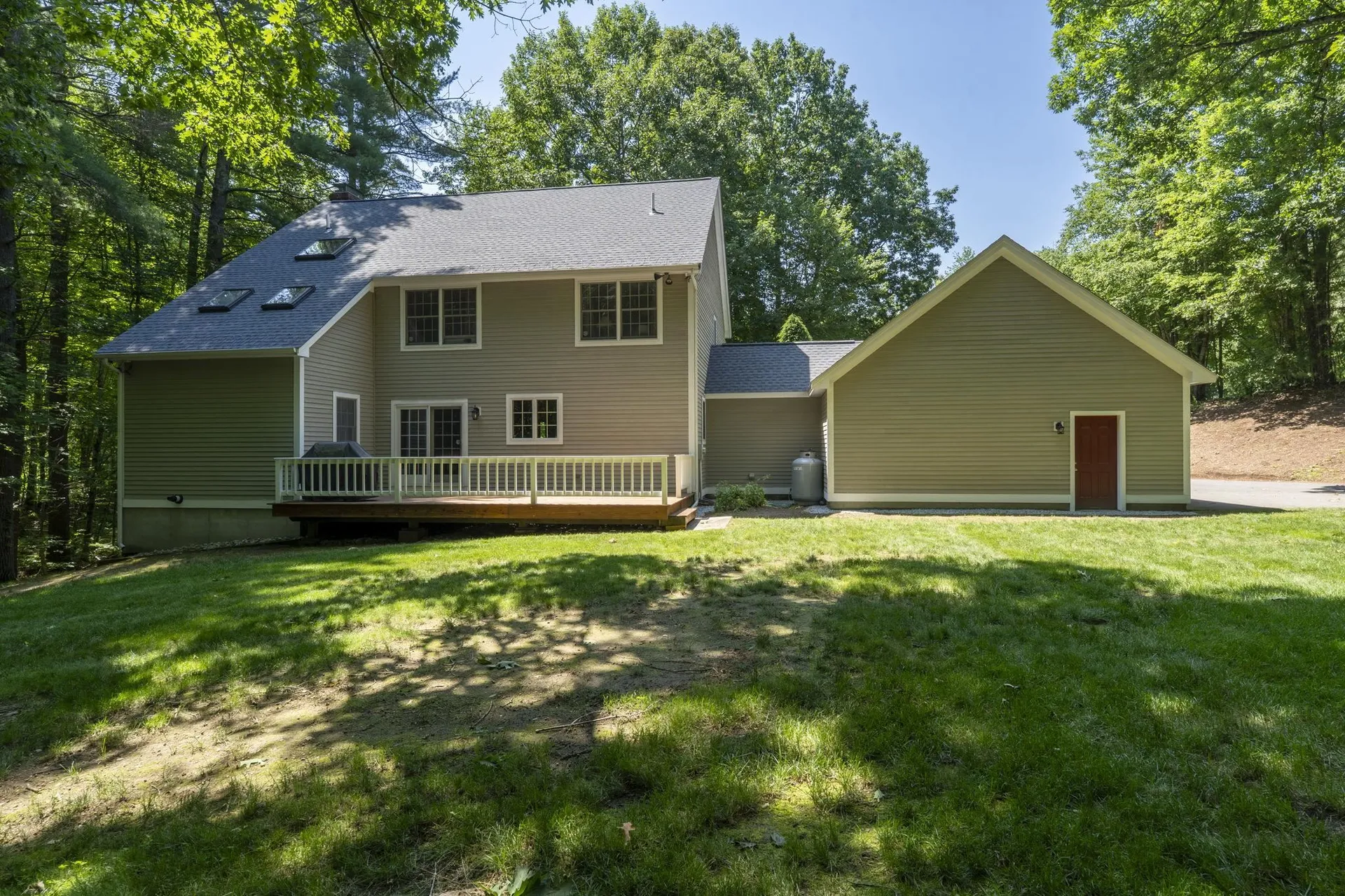 83 Rosewell Road Bedford NH 03110