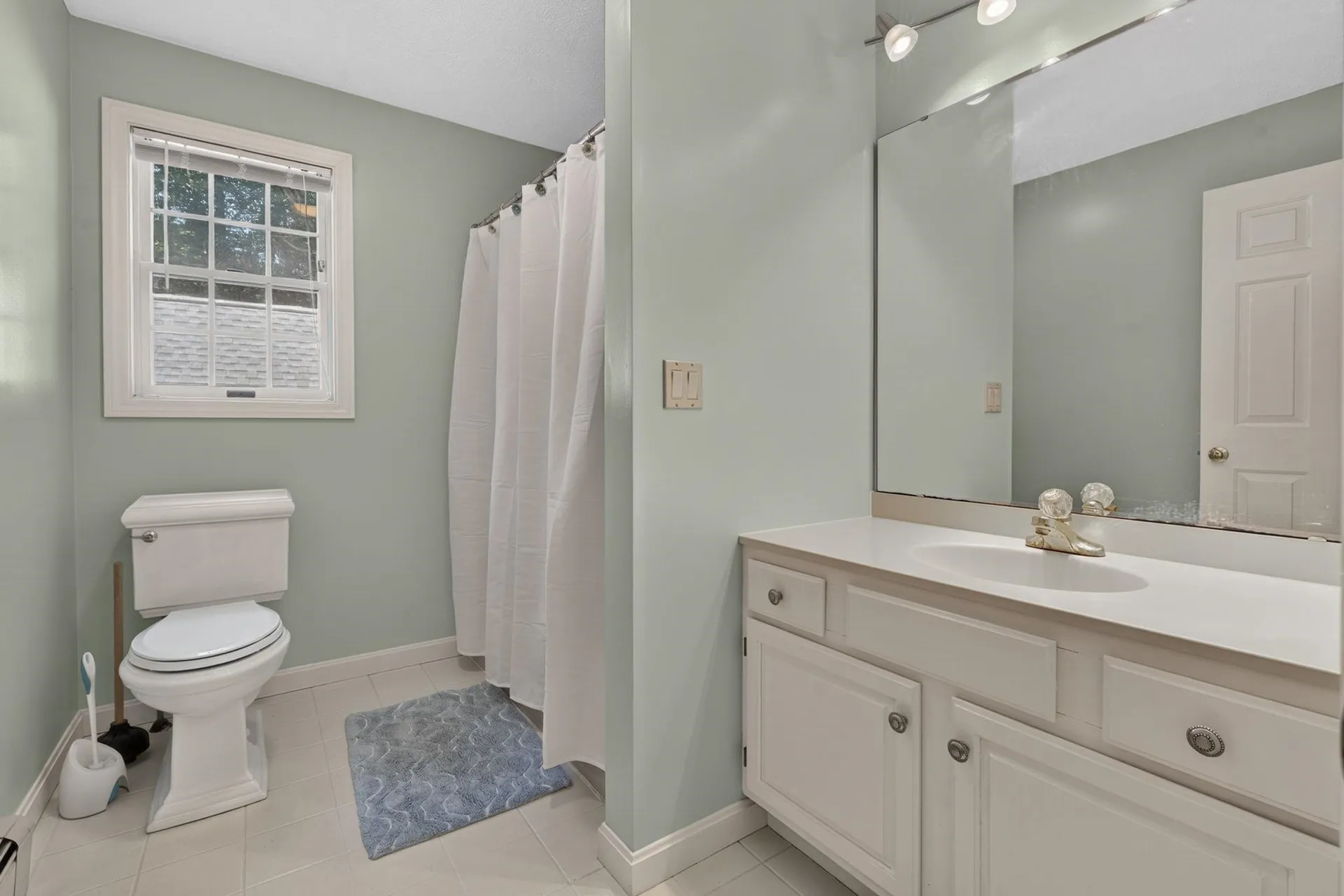83 Rosewell Road Bedford NH 03110
