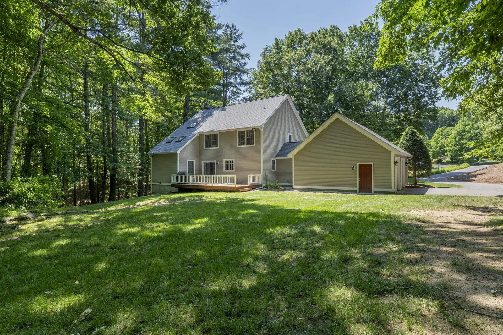 83 Rosewell Road Bedford NH 03110