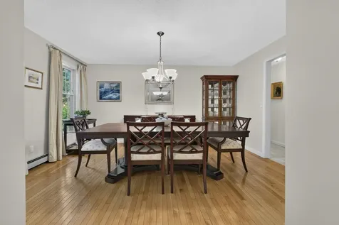 83 Rosewell Road Bedford NH 03110