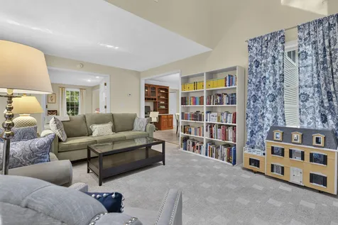 83 Rosewell Road Bedford NH 03110