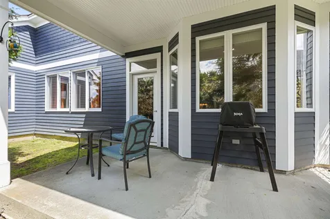 26 Fountain Way Lebanon NH 03784