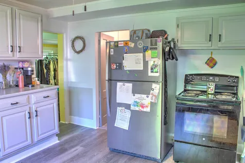 112 S Winchester Street Swanzey NH 03446