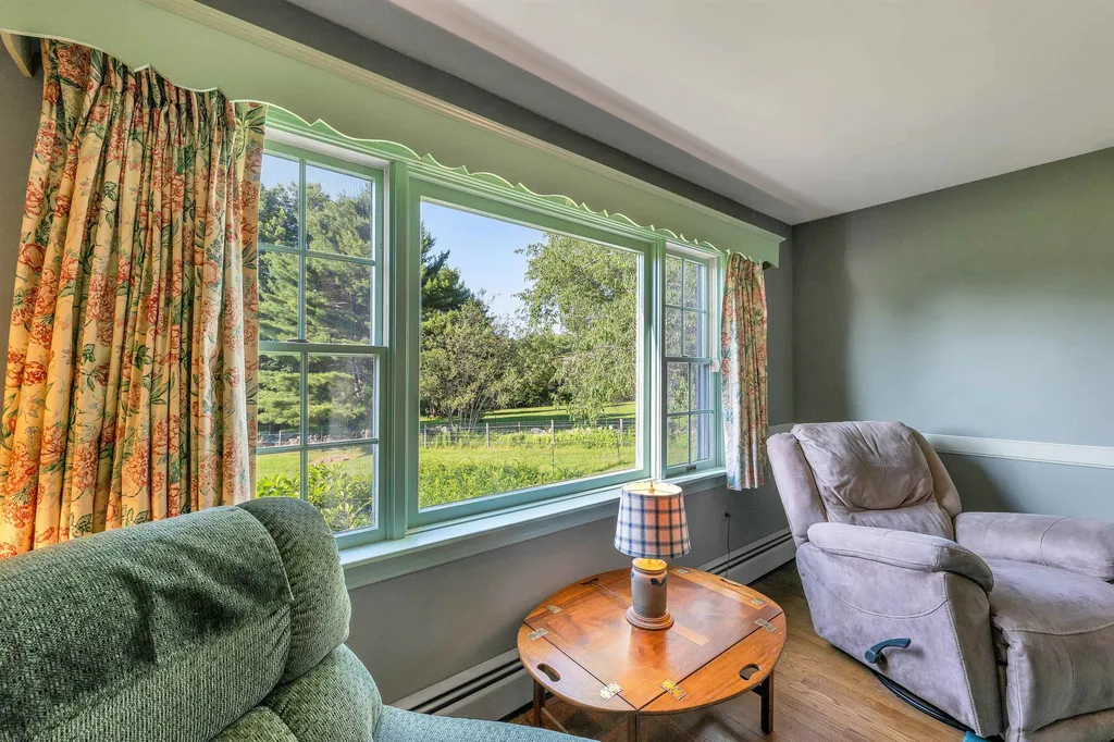825 North Line Road Tuftonboro NH 03816