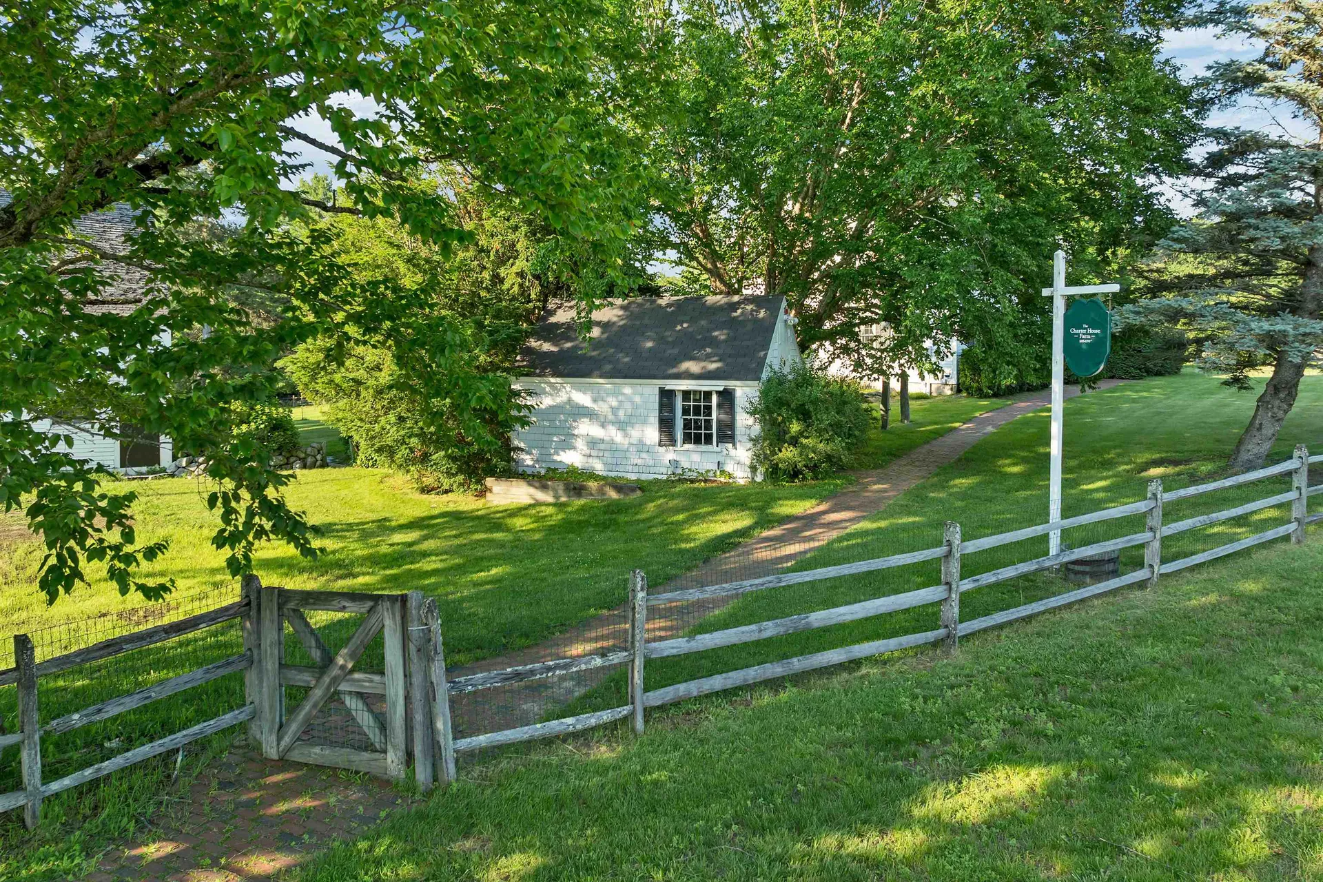 825 North Line Road Tuftonboro NH 03816