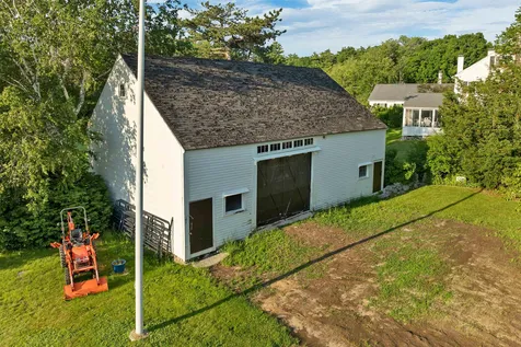 825 North Line Road Tuftonboro NH 03816