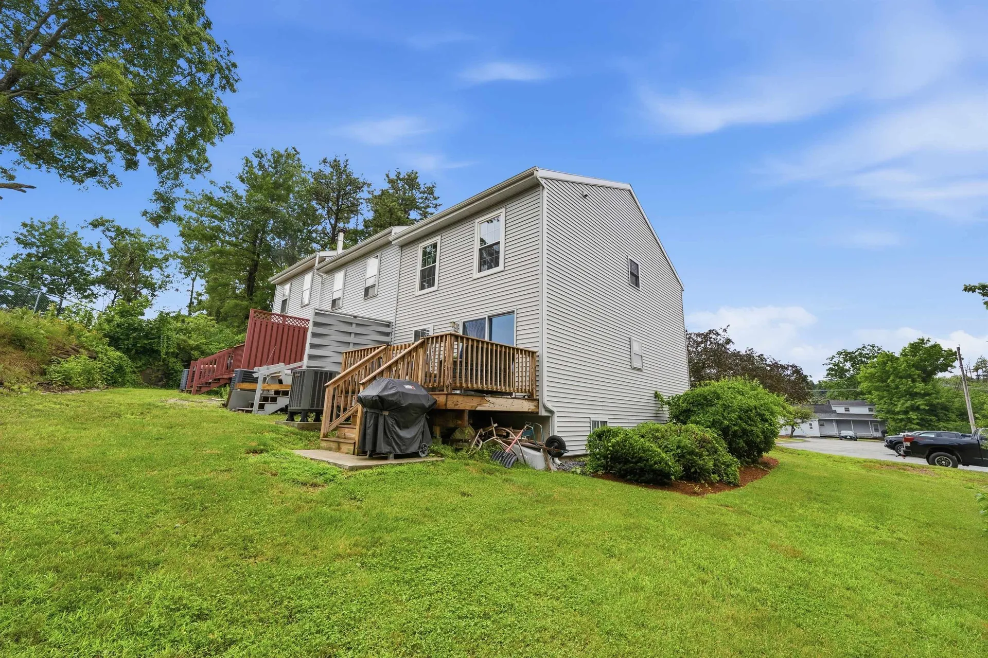 107 Franklin Street Extension Derry NH 03038