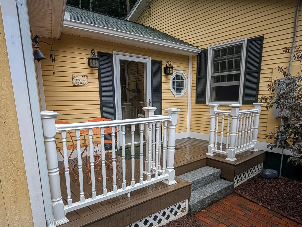 39 Partridgeberry Lane Swanzey NH 03446