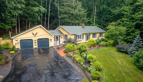 39 Partridgeberry Lane Swanzey NH 03446