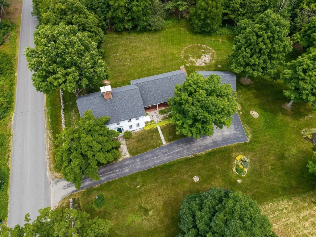 246 South Road Candia NH 03034