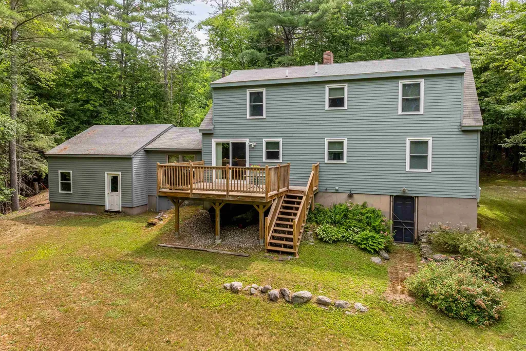929 Rt 11 Route Sunapee NH 03782