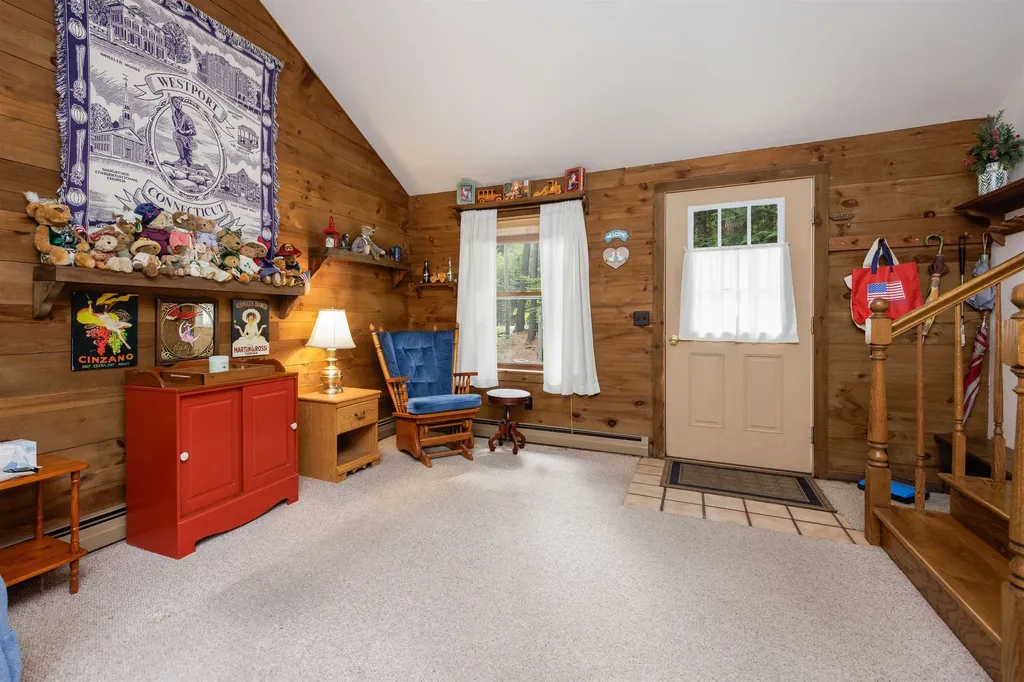 929 Rt 11 Route Sunapee NH 03782