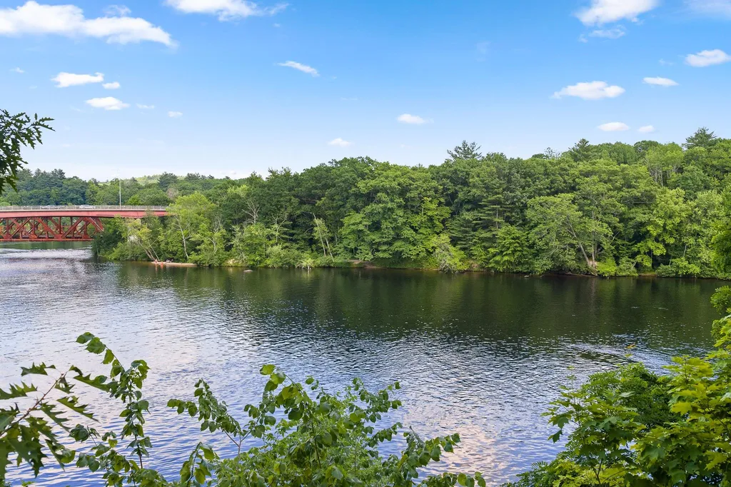 447 West River Road Hooksett NH 03106