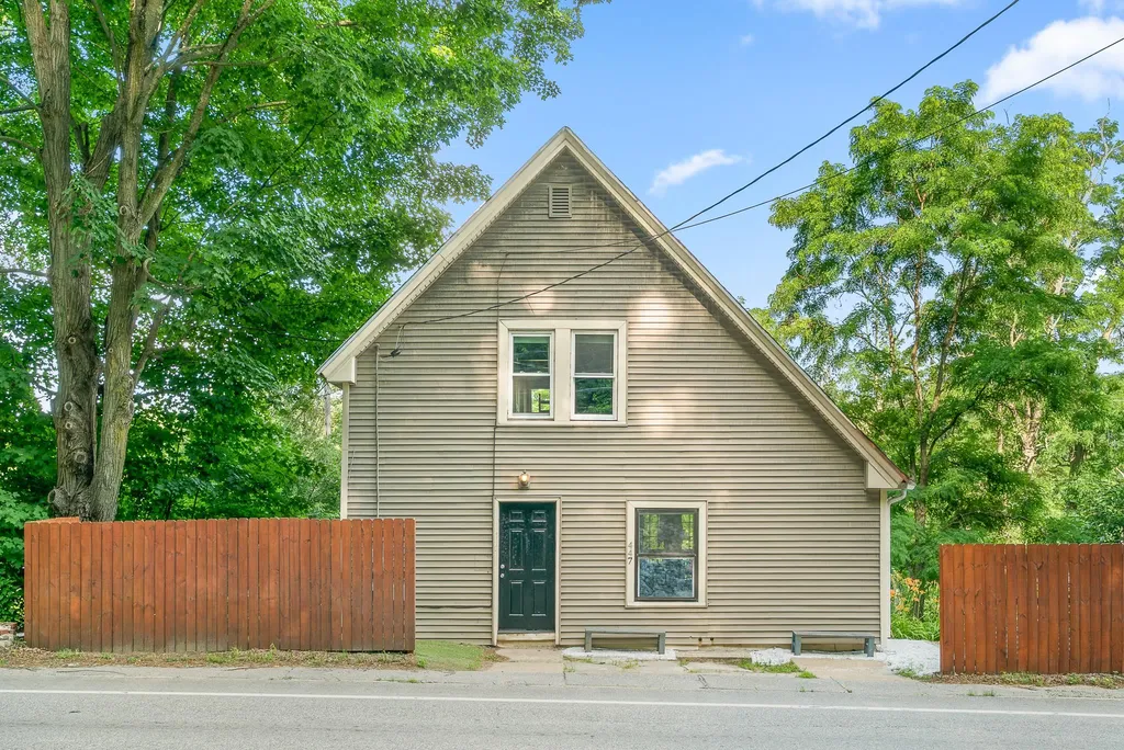 447 West River Road Hooksett NH 03106