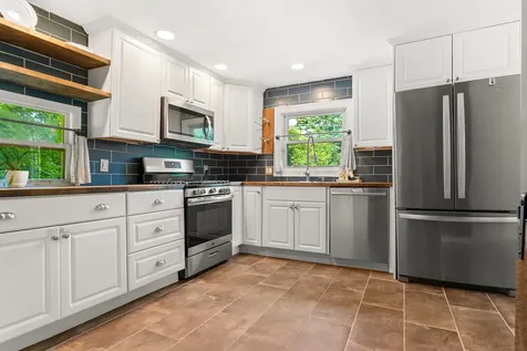 447 West River Road Hooksett NH 03106