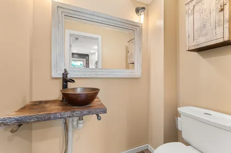 447 West River Road Hooksett NH 03106