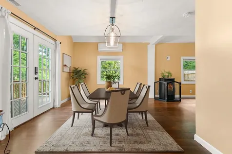 447 West River Road Hooksett NH 03106